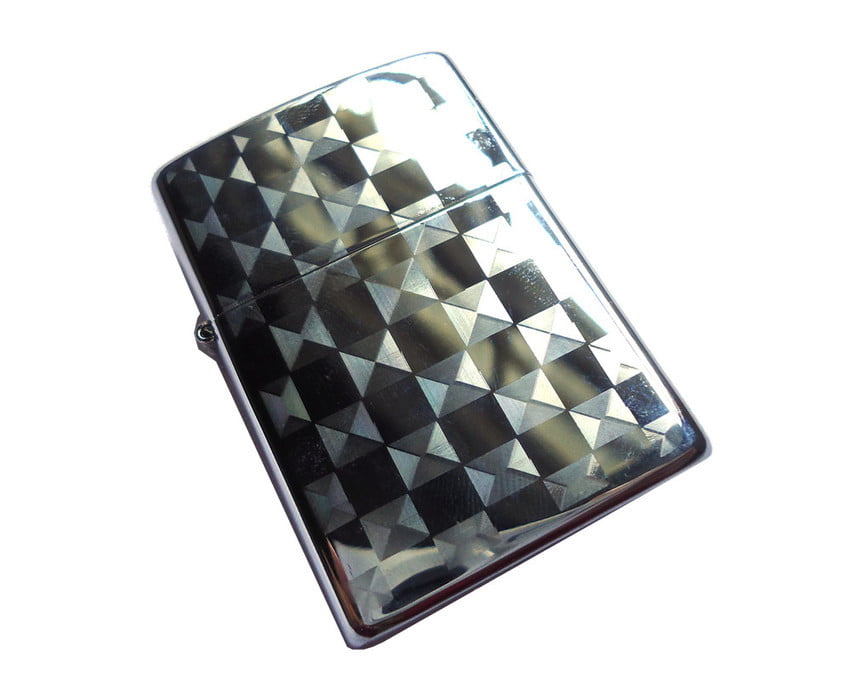 ISQUEIRO ZIPPO EM METAL TADDI ORIGINAL C/ FLUÃDO 60ML