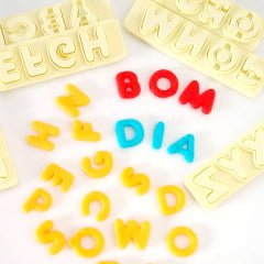 Cortador de Biscuit Pasta Americana Confeitaria Biscoito de Letras com Ejetor 2,0cm Blue Star